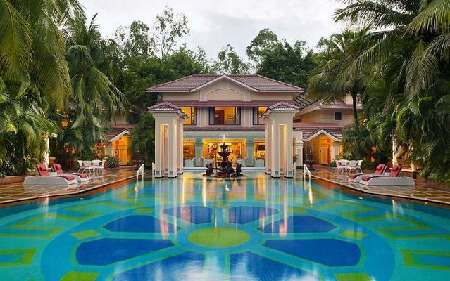 Mayfair Lagoon